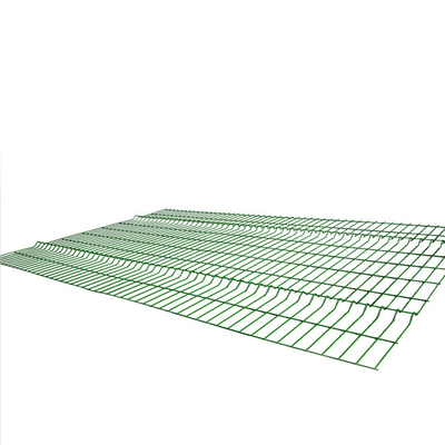 PVC 코팅 중형 3D 금속 철자 울타리 농장 친화적 인 보안 등산 방지 디자인 및 4 / 4.5/ 5mm 철자 지름