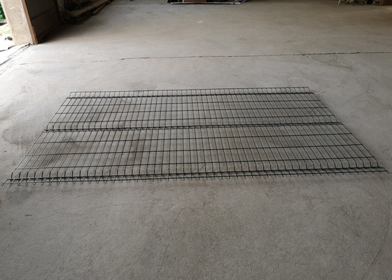 녹슬지 않는 50x150mm 와이어 메쉬 보안용 펜스 Pvc는 용접된 그리드를 코팅했습니다